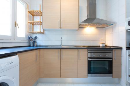 Appartement te huur in Barcelona Quintana - Plaza Real (min 6 Meses)