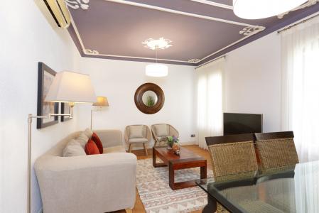 Appartement te huur in Barcelona Santa Anna - Rambla Canaletes (special Conditions)
