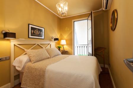 Appartement te huur in Barcelona Santa Anna - Rambla Canaletes (special Conditions)
