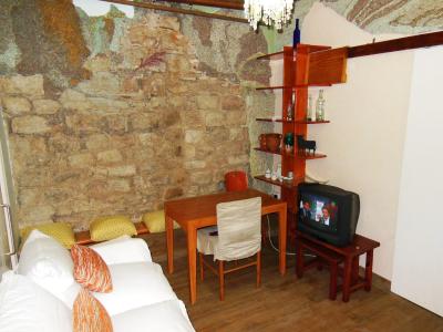 Appartement te huur in Barcelona Montanyans - Carders