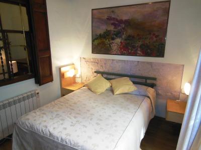 Appartement te huur in Barcelona Montanyans - Carders