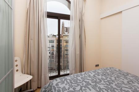 Aluguel de acolhedor apartamento na Av. Diagonal