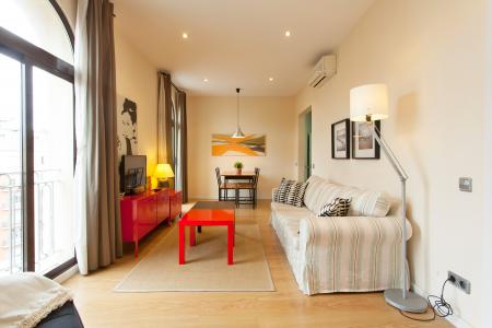 Aluguel de acolhedor apartamento na Av. Diagonal