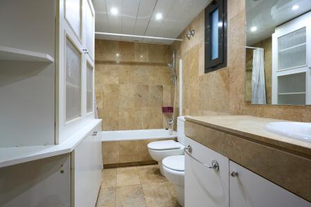 Inmueble totalmente amueblado y equipado en L'Eixample