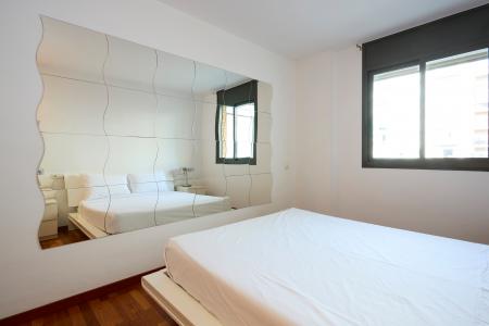 Inmueble totalmente amueblado y equipado en L'Eixample