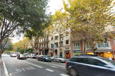Appartement te huur in Barcelona Villarroel - Valencia