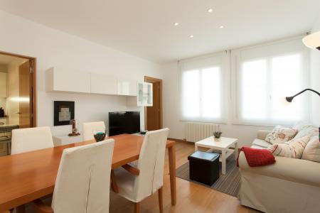 Affittasi ampio appartamento in Turró - Marina