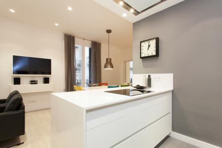 Appartement te huur in Barcelona Magalhaes - Plaza Surtidor