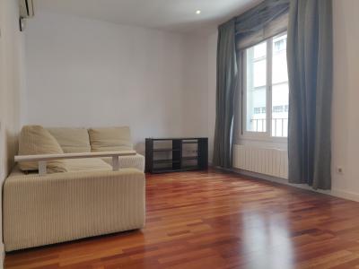 Piso en Alquiler en Barcelona Camp - Reus