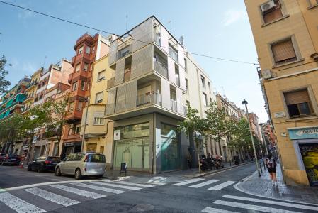 Piso en Alquiler en Barcelona Caballero - Av. Madrid