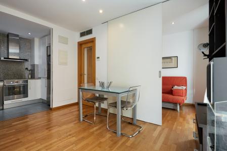 Piso en Alquiler en Barcelona Caballero - Av. Madrid