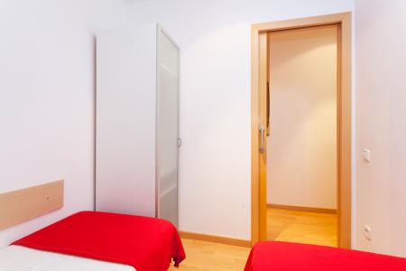Appartement te huur in Barcelona Guardia - Nou De La Rambla
