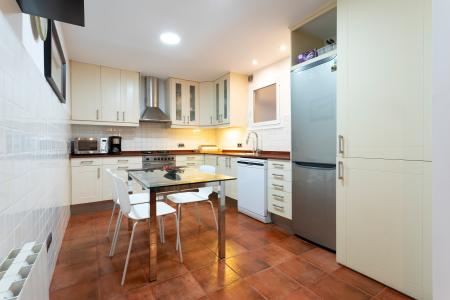 Apartamento de alta qualidade com 3 dormitórios e varanda