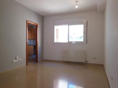 Apartment for Rent in Barcelona Nació - Camp De L'arpa