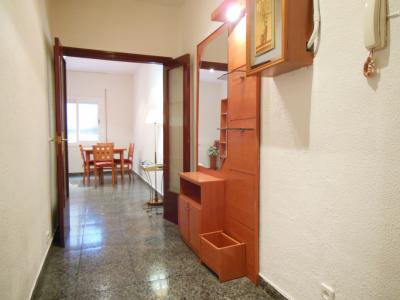 Appartement te huur in Barcelona Reina Amàlia - Cera