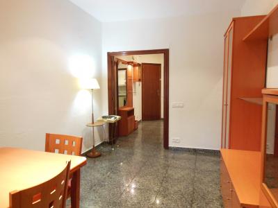 Appartement te huur in Barcelona Reina Amàlia - Cera