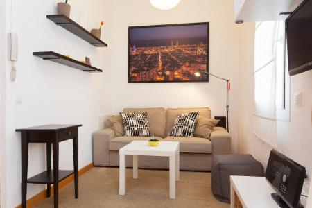 Loft en alquiler temporal con habitación doble y balcón en la Barceloneta