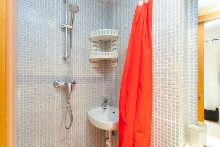 Loft en alquiler temporal con habitación doble y balcón en la Barceloneta