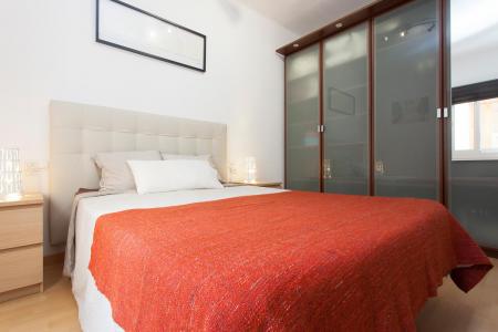 Loft en alquiler temporal con habitación doble y balcón en la Barceloneta
