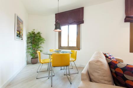 Alquiler mensual piso en calle Morabos-CaixaForum