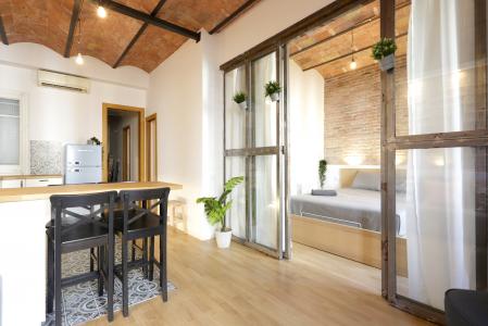 Appartement te huur in Barcelona Diputació - Sardenya