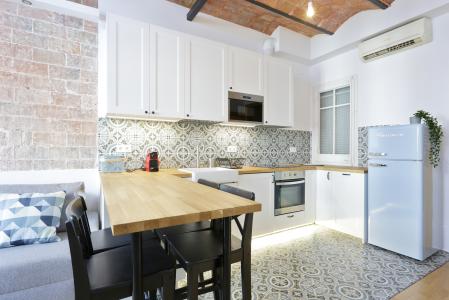 Appartement te huur in Barcelona Diputació - Sardenya