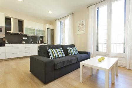 Appartement te huur in Barcelona Villarroel - Diputacion