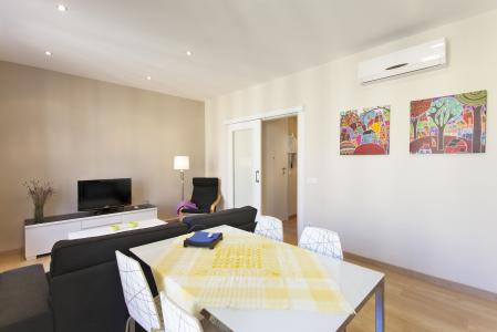 Appartement te huur in Barcelona Villarroel - Diputacion