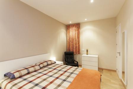 Appartement te huur in Barcelona Villarroel - Diputacion