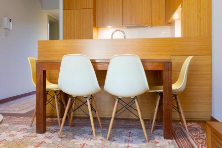 Apartamento en alquiler temporal con dos habitaciones y terraza en Les Tres Torres