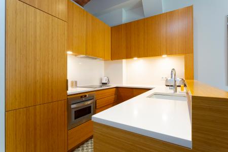 Apartamento en alquiler temporal con dos habitaciones y terraza en Les Tres Torres