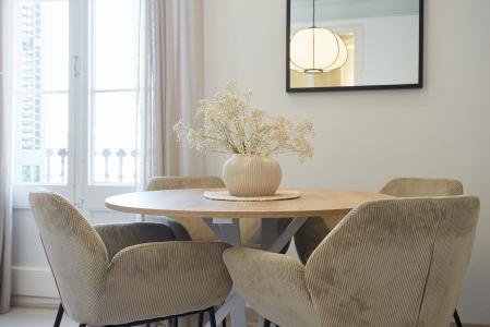 Квартира в аренду в Barcelona Girona - Consell De Cent