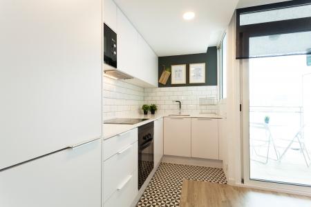 Apartamento ideal para compartilhar na rua Constitució com Olzinelles