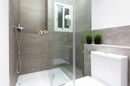 Apartamento ideal para compartilhar na rua Constitució com Olzinelles