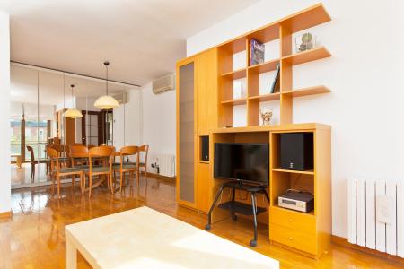 Appartement te huur in Barcelona Puigmartí - Plaça John Lennon