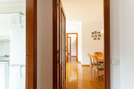 Appartement te huur in Barcelona Puigmartí - Plaça John Lennon