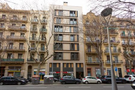 Piso alquiler con contrato mensual en Consell de Cent