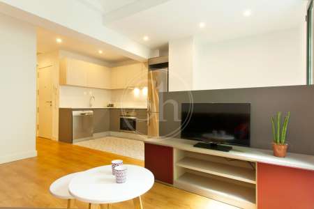 Appartement te huur in Barcelona Consell De Cent - Entença (special Conditions)