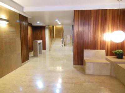 Appartement avec terrasse en location longue durée