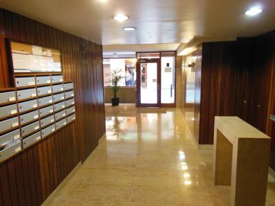 Appartement avec terrasse en location longue durée