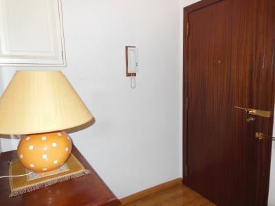 Appartement avec terrasse en location longue durée