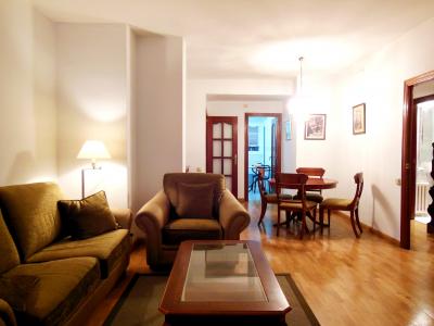 Appartement avec terrasse en location longue durée