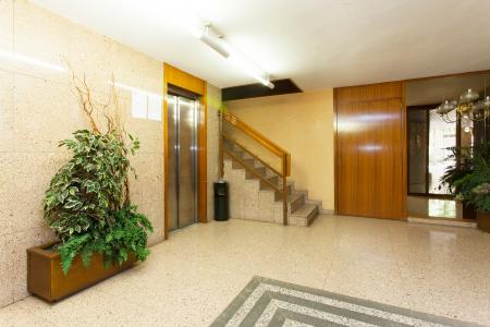 Appartement te huur in Barcelona Diputació - Sardenya