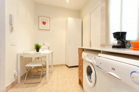 Studio te huur in Barcelona Hospital - Ramblas