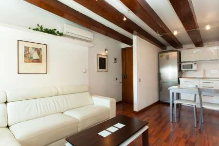 Appartement te huur in Barcelona Comtessa Sobradiel - Palau
