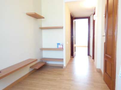 Appartement rénové, lumineux et spacieux en location longue durée