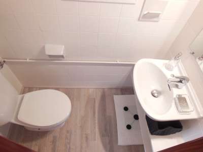 Appartement rénové, lumineux et spacieux en location longue durée