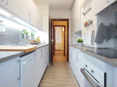 Appartement rénové, lumineux et spacieux en location longue durée