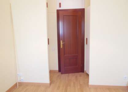 Appartement rénové, lumineux et spacieux en location longue durée