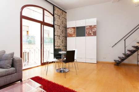 Monolocale arredato in affitto in via Tallers